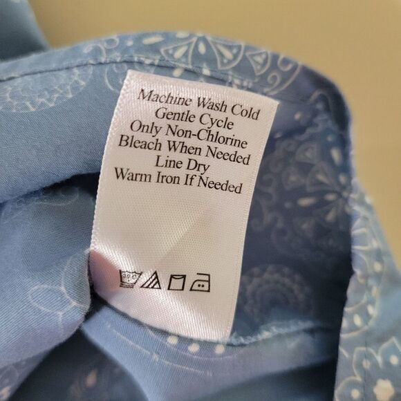 Coldwater Creek Women's Paisley and Floral Button-Down Shirt - Picture 11 of 12